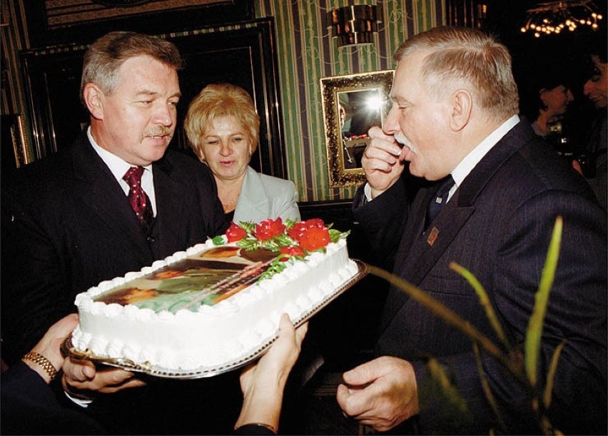 77. urodziny Lecha Wałęsy. Jubilat pracował nad lepszą formą w Lądku Zdroju. W tym roku przyjęcia nie będzie, ale życzenia na pewno