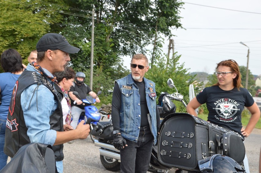 Nie zawiodły pogoda i frekwencja podczas I Moto Biegu z Gryfem nad jeziorem Lednik w Miastku| ZDJĘCIA, WIDEO