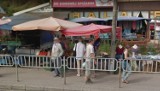 Mieszkańcy Lublina przyłapani na targu przy Ruskiej. Zobaczcie zdjęcia z Google Street View