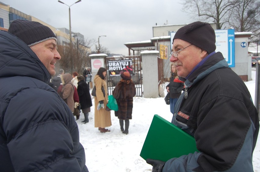 Rumia/Gdynia: Protest przeciwko Eko Dolinie. Akcja Uratuj motyla zjednoczyła przeciwników zakładu