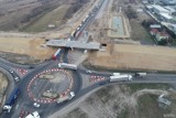 Budowa autostrady A1 Radomsko - Kamieńsk. Jak postępują prace? Oto najnowsze ZDJĘCIA z placu budowy