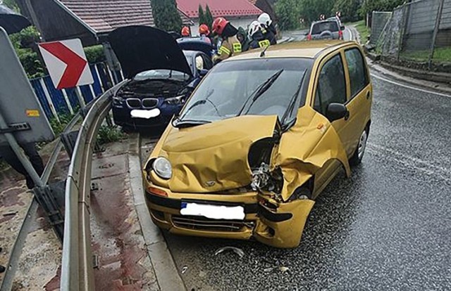 Wielokrotnie dochodziło tam do wypadków samochodowych. Czy pechowa droga w Barcicach zostanie przebudowana? Ważą się losy tej inwestycji.