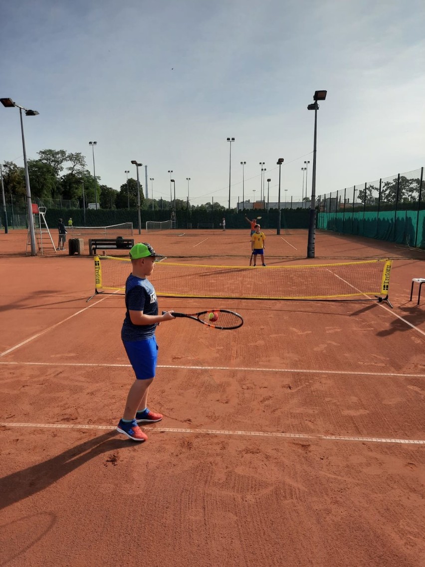 Tenisowy turniej dziecięcy w Głogowie