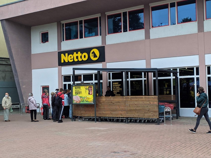 Nowe Netto w Częstochowie otwarte. Piersi, kołdry i młynki...