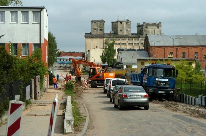 Inwestycje w Ustce: Ciąg dalszy remontu ulicy Westerplatte [ZDJĘCIA]