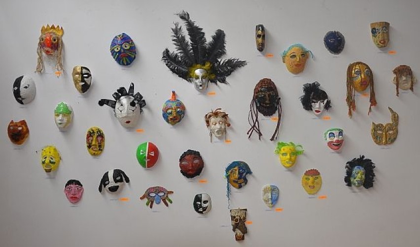 BWA - Galeria Zamojska. Wystawa "Maska Teatralna"