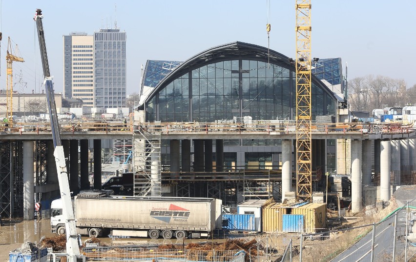 Dworzec Łódź Fabryczna gotowy w sierpniu