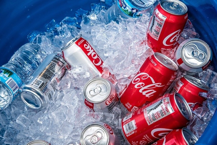 Coca-Cola jest również znana z swojej filozofii biznesu i...