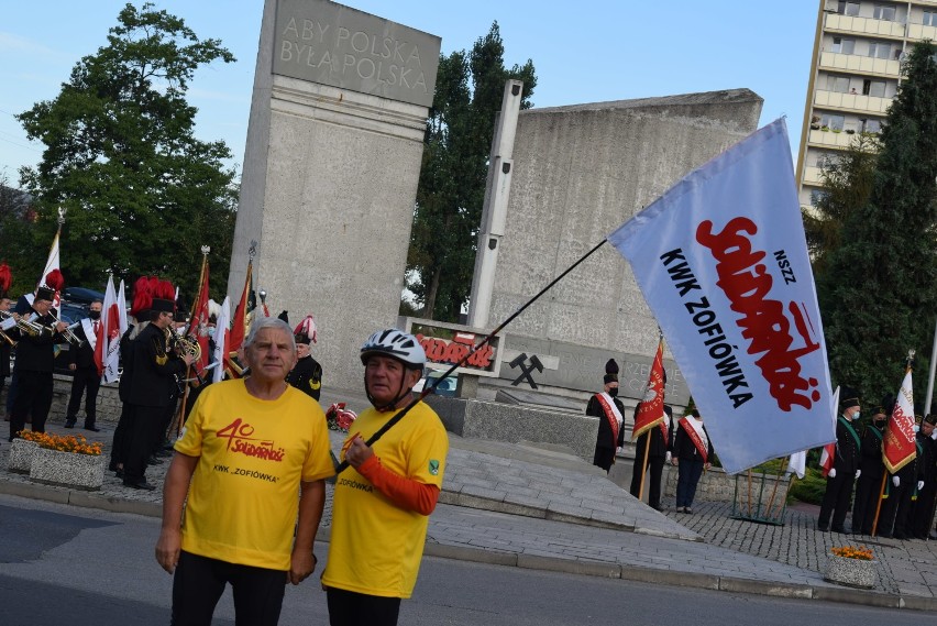 Uroczystość przed Pomnikiem Porozumień Jastrzębskich w 40....