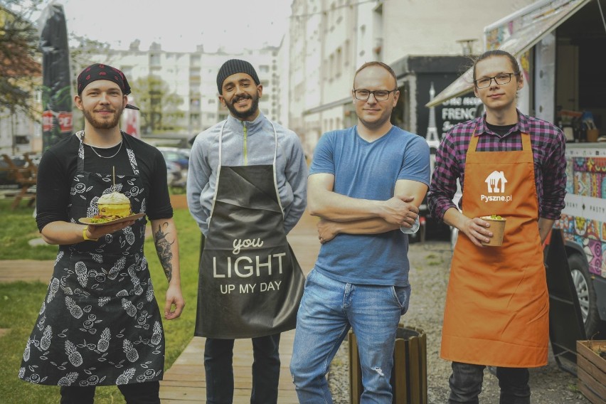 Rząd odmraża gastronomię. 15 maja w Kielcach ruszą ogródki restauracyjne. Food Park Skwer przy Orlej już szykuje się na gości (WIDEO, foto)