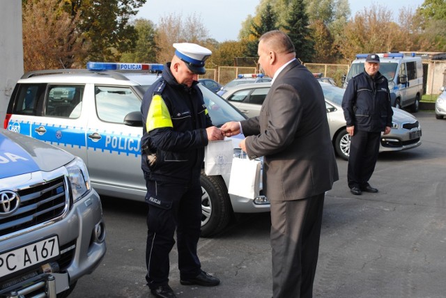 Rypińscy policjanci mają do dyspozycji dwa nowe oznakowane radiowozy i jeden samochód nieoznakowany