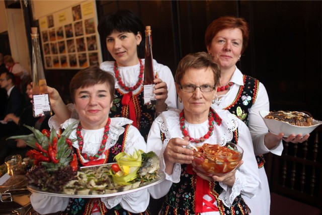 W Nysie ma zostać wydana książka kucharska. Starostwo zbiera przepisy od mieszkańców na świąteczny stół.