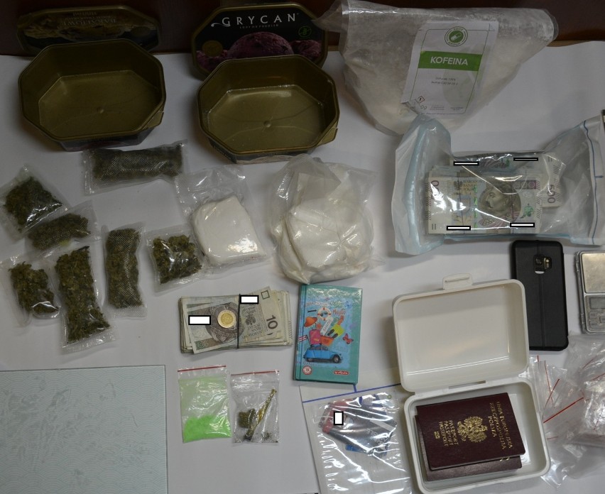 Policjanci przejęli narkotyki warte pół miliona złotych....