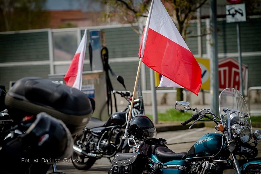 Wałbrzych: Parada motocyklistów z okazji Dnia Flagi (ZDJĘCIA)