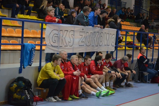 GKS Żukowo - Gwardia Koszalin 30:27 - zdjęcia z meczu II ligi piłki ręcznej, 14.03.2015