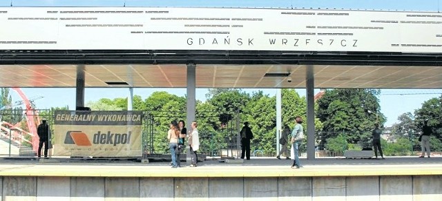 Dworzec PKP Gdańsk Wrzeszcz jest modernizowany. Nowy peron SKM jest teraz nie tylko nowoczesny, ale przede wszystkim czysty