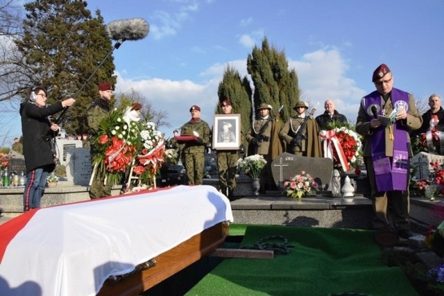 Z wojskowymi honorami odbył się w środę 20 marca 2019 r. w parafii pw. św Katarzyny w Czechowicach-Dziedzicach pogrzeb plut. Jana Kwiczali, żołnierza NS