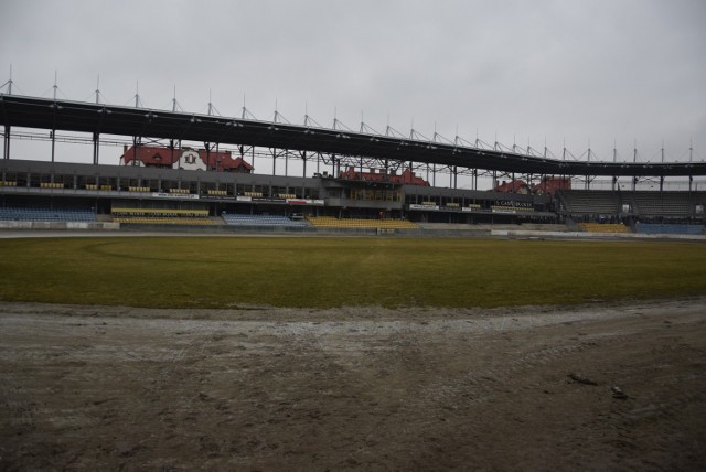 Od 8 marca żużlowcy Stali Gorzów są już gotowi do wyjazdu na tor. na przeszkodzie stoi jednak pogoda.