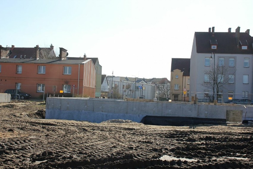 Rosną budynki komunalne przy ul. Malczewskiego. 85 proc kosztów inwestycji pokryje Fundusz Dopłat BGK