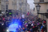 Orszak Trzech Króli w Toruniu. Zobaczcie te tłumy! Tak było rok temu! 