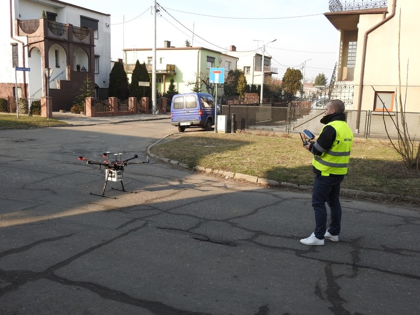 Dron nad Pleszewem sprawdzał, czym palimy w piecach