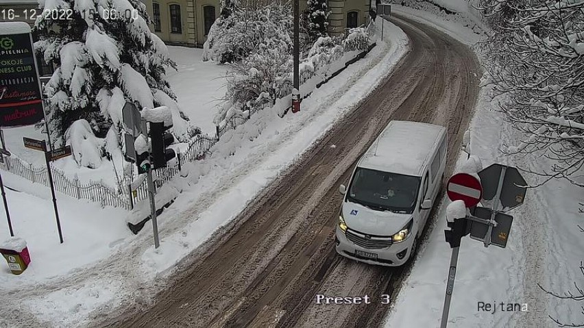 Zima daje się we znaki kierowcom w Bielsku-Białej....