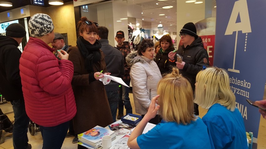 Dzięki uprzejmości Zarządu Galerii HOSSO w Gubinie mogliśmy...