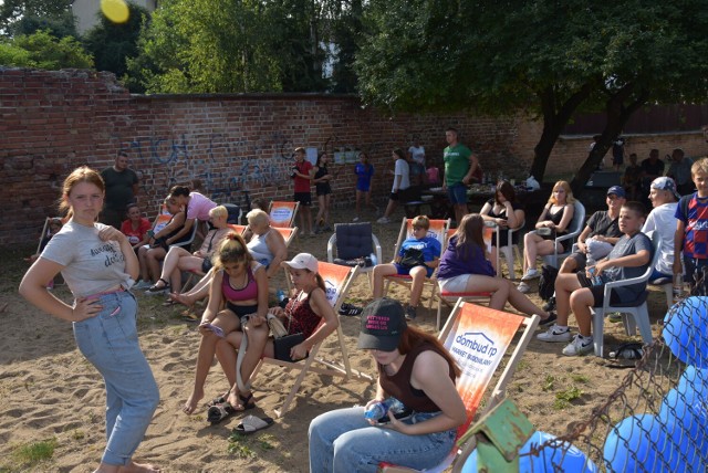 Tak było na turnieju siatkówki plażowej zorganizowanym przez radnych z Golubia-Dobrzynia