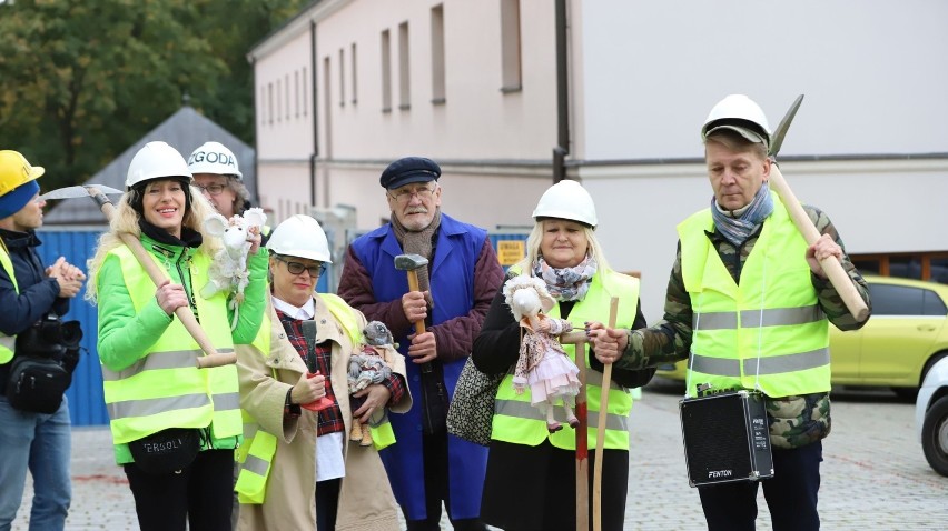 Aktorzy Teatru Lalki i Aktora „Kubuś” w Kielcach...