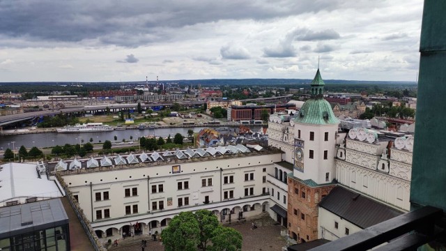 Szczecin - zadłużenie na osobę 6 356 zł (wzrost długu o 371 zł w stosunku do 2020 r.)