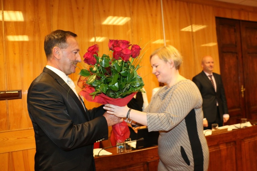 Zygmunt Groń podczas dzisiejszej sesji oficjalnie został burmistrzem Pakości [zdjęcia] 