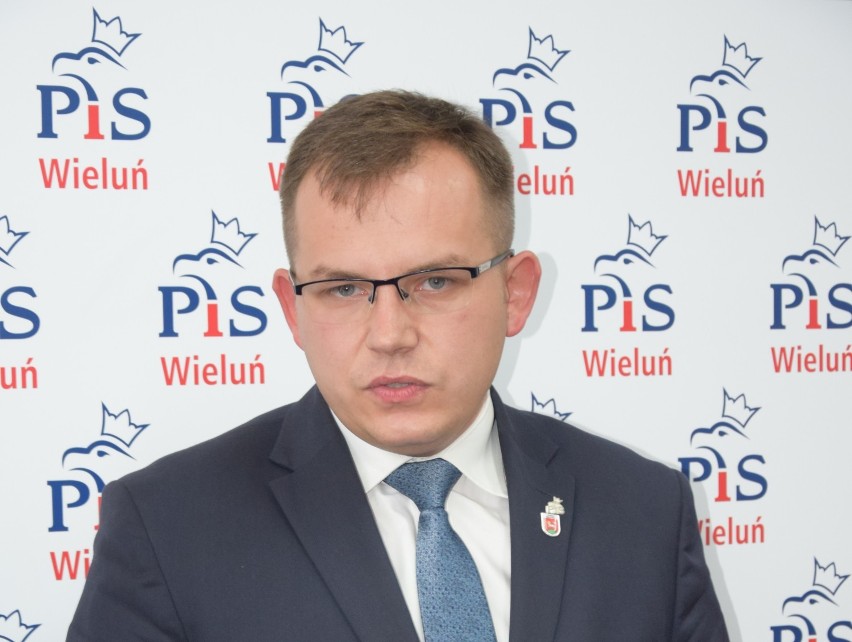 Wieluń. Paweł Rychlik twierdzi, że opozycja wykorzystuje...