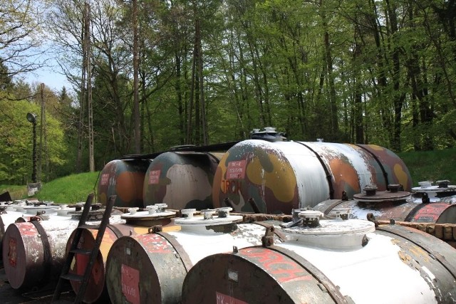 W zbiornikach jednostki wojskowej w Bieszkowicach znajdowały się 83 tony niebezpiecznej substancji