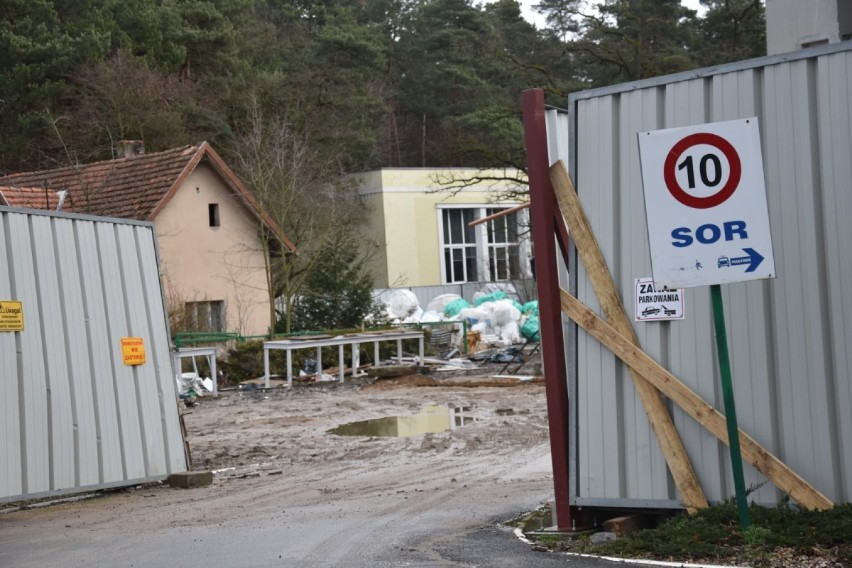 Zgodnie z umową remont szpitala ma być zakończony z końcem marca 2020 roku. Jak wygląda aktualnie? [ZDJĘCIA] 