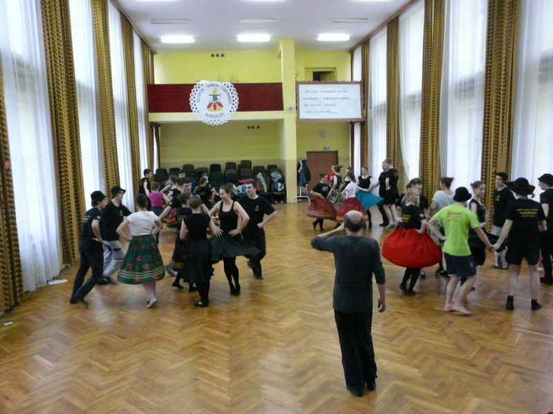 Warsztaty taneczne w ZSRCKU Kościelec [ZDJĘCIA]