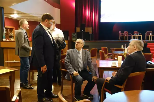 Debata pod hasłem „Kazimierz Kutz a Śląsk – co dalej?” zorganizowana w kinoteatrze Rialto, odbyła się w ramach trwającego w Katowicach Festiwalu Transatlantyk