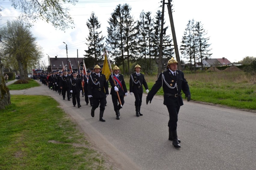 Przy okazji uroczystości 65-lecia OSP Leźno, druhowie...