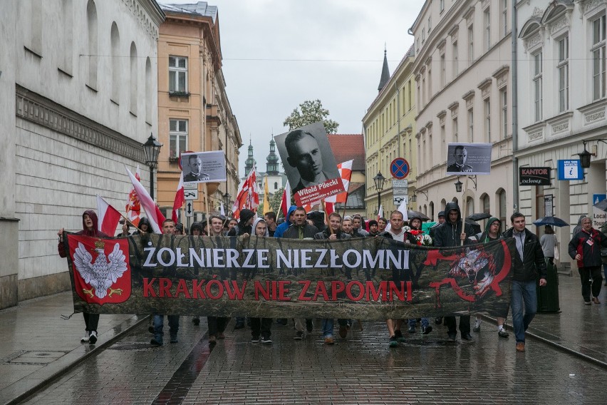 Marsz pamięci o rotmistrzu Witoldzie Pileckim w Krakowie.