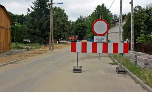 Jak informuje urząd miasta, od poniedziałku, 7 lipca, będą zamknięte ulice w Skierniewicach.  Ruch nie będzie się odbywał w ulicach Waryńskiego, Trzcińskiej i Granicznej.