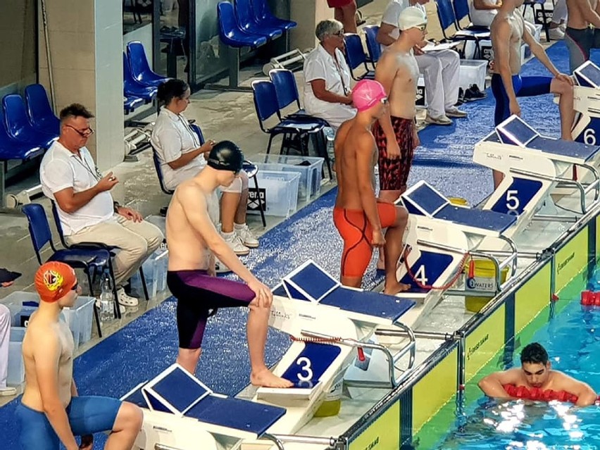 Julia Maik mistrzynią Polski juniorów w pływaniu! Na 50 stylem dowolnym nie miała sobie równych ZDJĘCIA