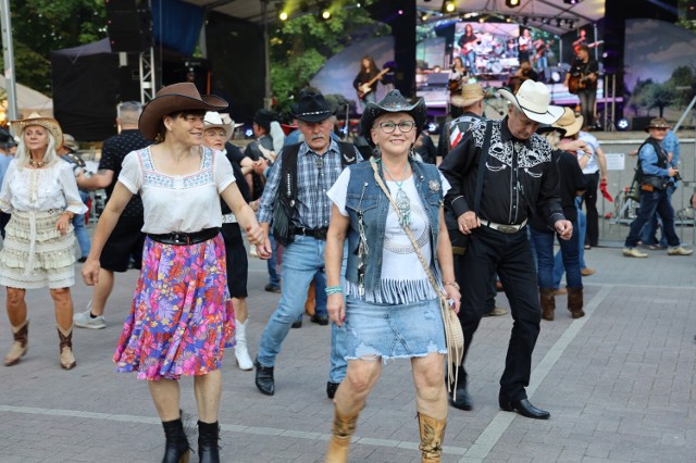 Wolsztyn po raz kolejny stał się stolicą muzyki country. W piątek, 11 sierpnia, rozpoczął się trzydniowy Festiwal Czyste Country