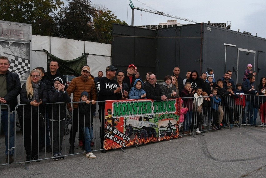 Monster Truck Show w Kielcach. Fani motoryzacji mieli na co popatrzeć. Zdjęcia