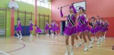 Mażoretki z Krzywinia na pokazach w poznańskich szkołach FOTO