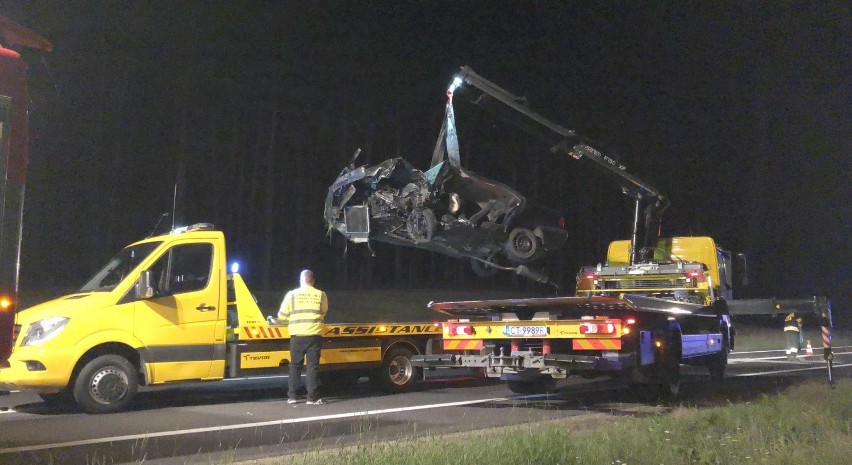 Śledczy są przekonani, że młody kierowca bmw szarżował na...