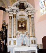 Kościół w Rzgowie. Sejmik Województwa Łódzkiego przyznał dotację na renowację ołtarza w kościele w Rzgowie 