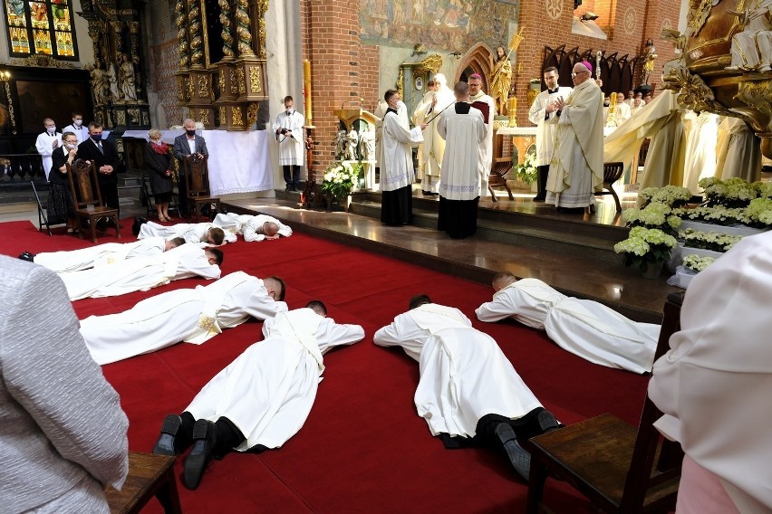 Dziś, 30 maja, w katedrze świętych Janów w Toruniu, biskup...