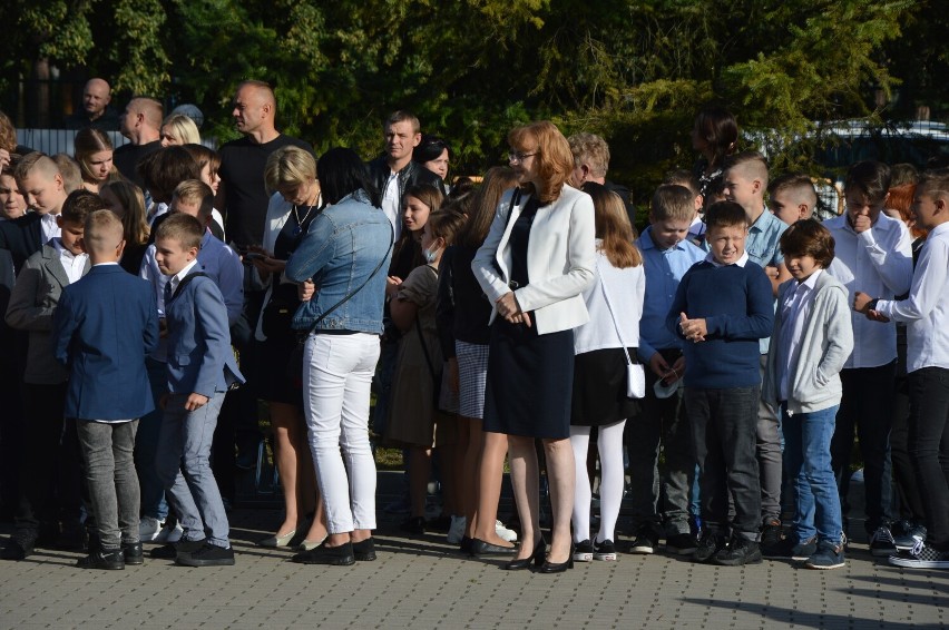 Dzieci z Goleniowa i okolic wróciły do szkoły. Nauka w trybie niemal normalnym