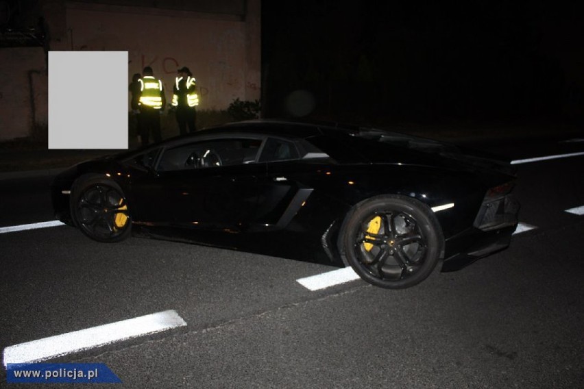 Porzucone Lamborghini. Kto zostawił super-samochód na ulicy?