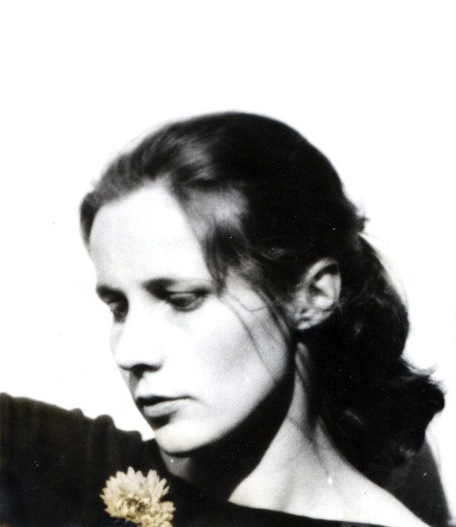 Agnieszka Osiecka była znaną polską poetką, pisarką i reżyserką