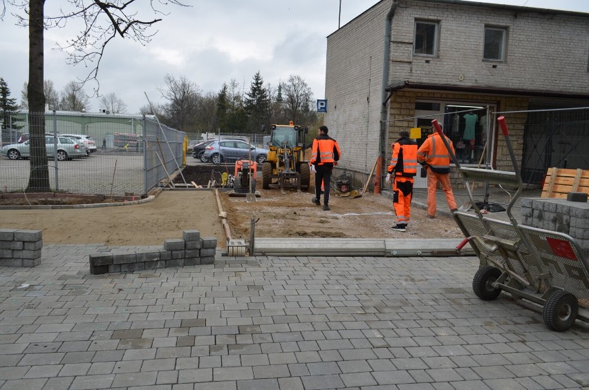 Trwa budowa parkingu przy ul. Reymonta w Radomsku